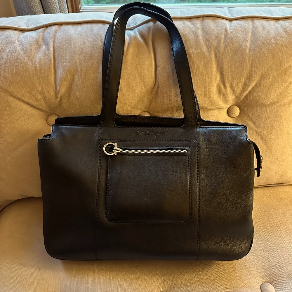 Beautiful Salvatore Ferragamo bag. Used a handful of time.